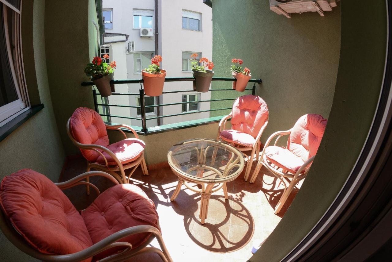 Apartment Dobraya Blue Novi Sad Extérieur photo